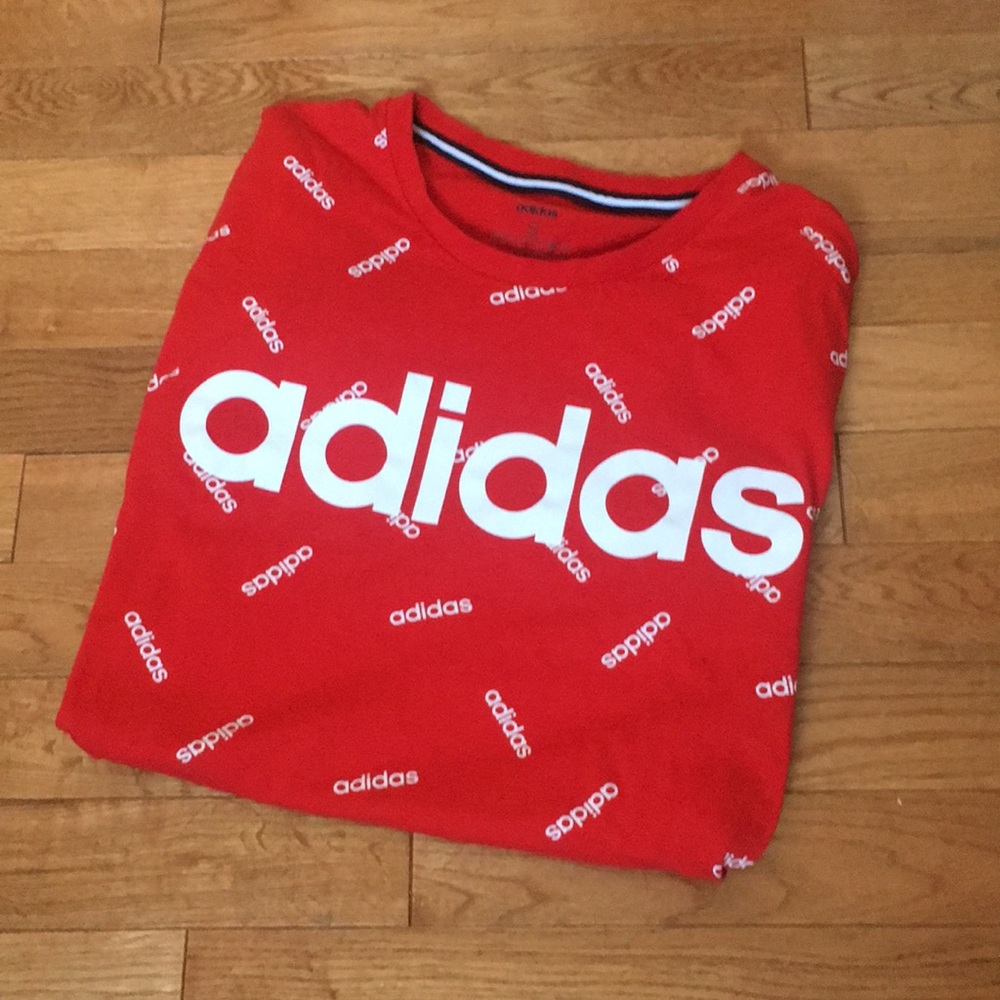 ❌SOLD❌ EUC Adidas Logo T-Shirt